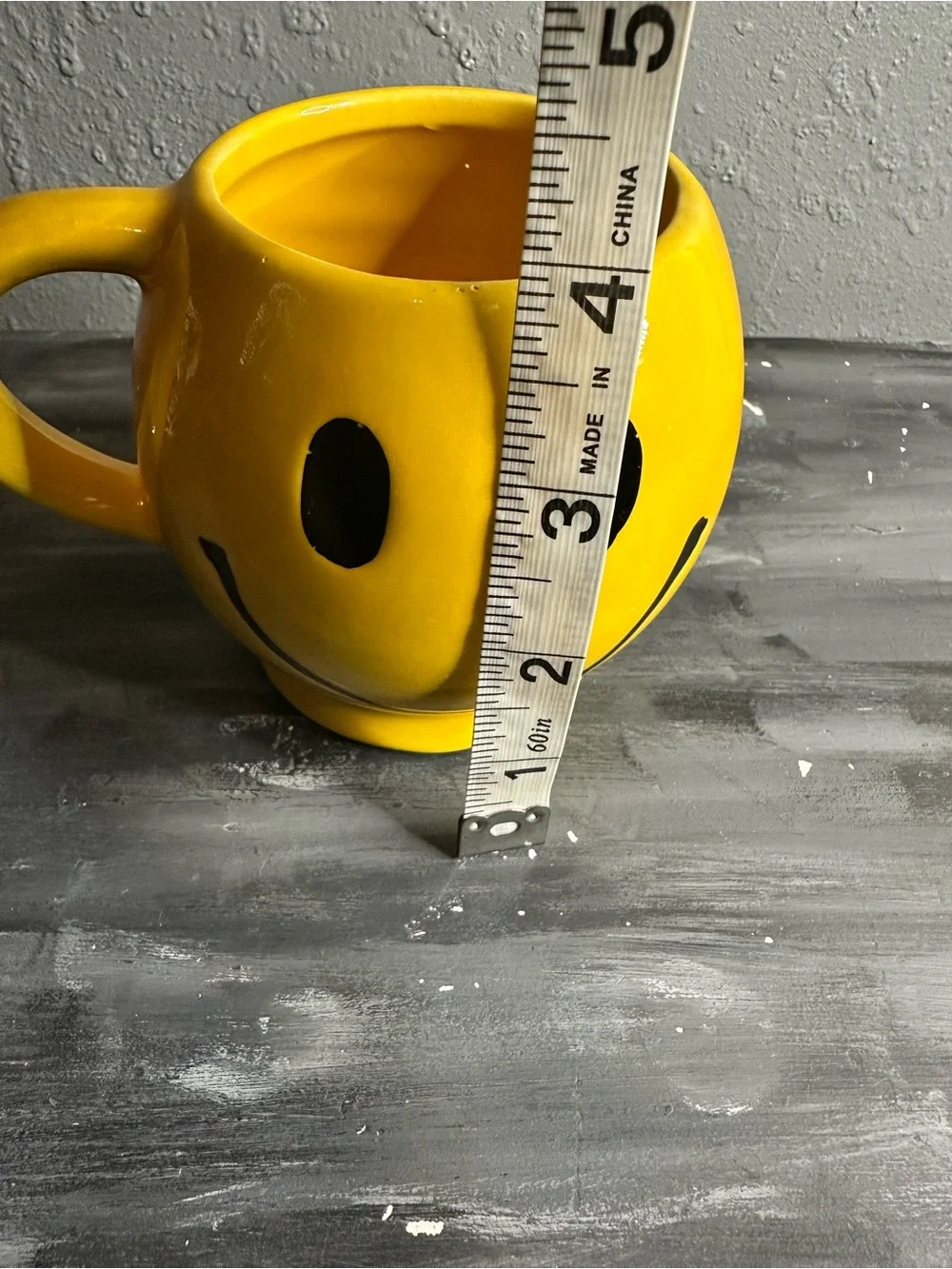 Vintage McCoy pottery smiley face mug USA